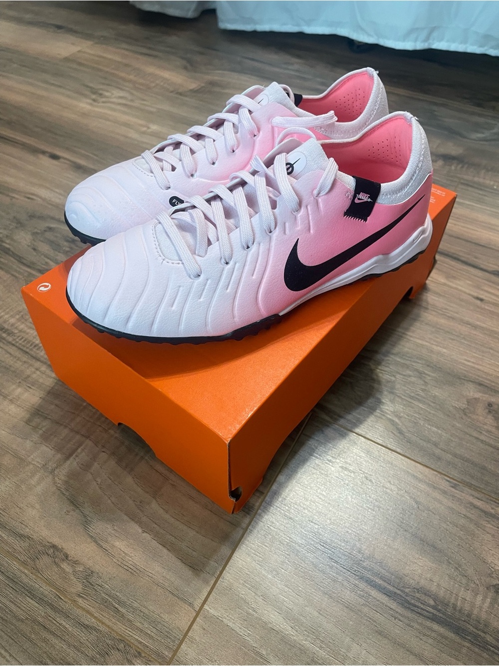 Nike Tiempo Legend 10 Pro TF Turf Soccer Shoes